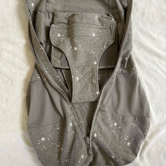 NWOT Happiest Baby Sleepea 5-Second Swaddle | Small - Picture 5 of 8
